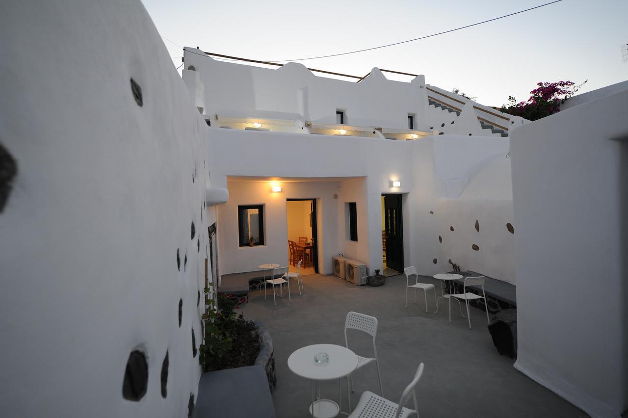 Manias Fira Residences Exterior foto